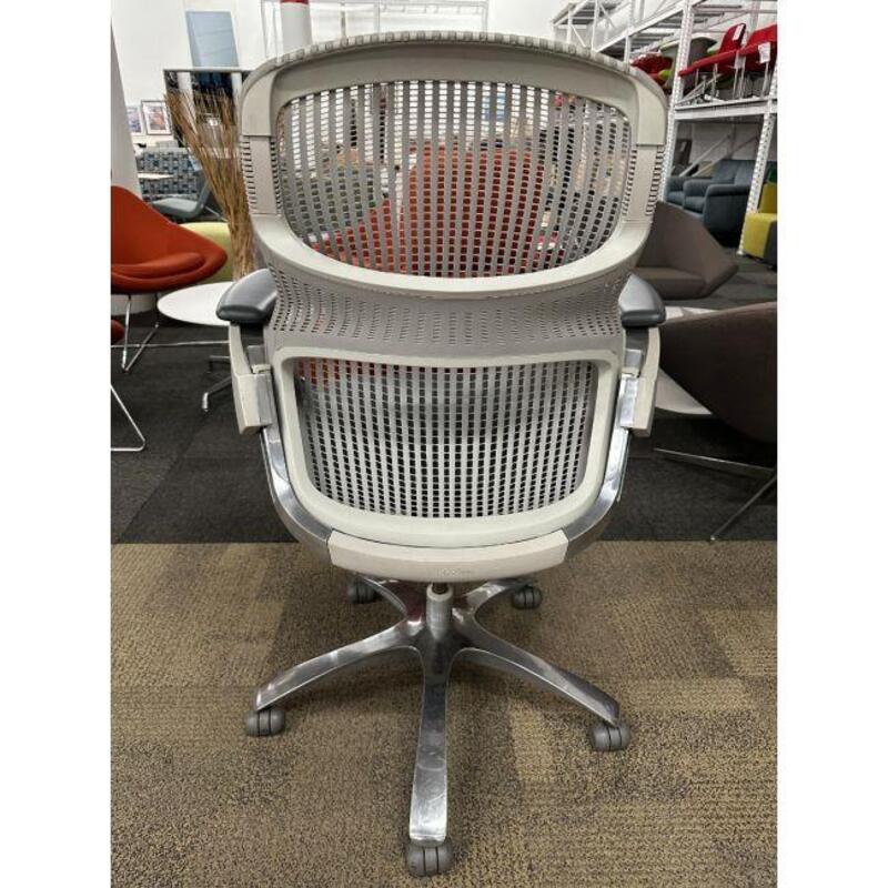 Knoll Generation Task Chair  - Thumbnail 3