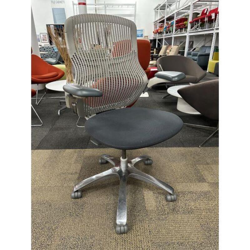 Knoll Generation Task Chair  - Thumbnail 4