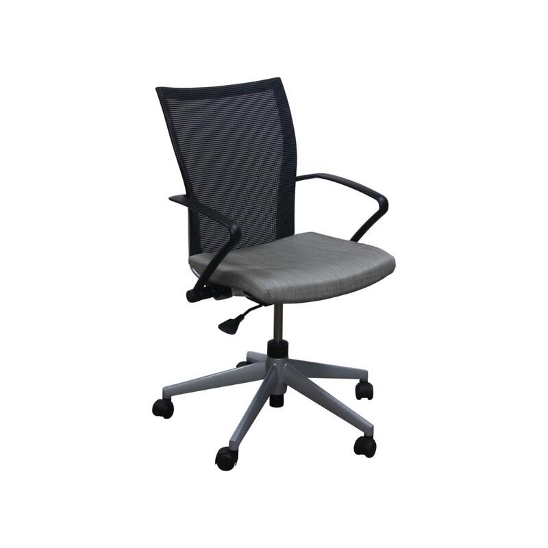 X99 Used Black Mesh Back Conference Chair w Platinum Base, Gray - Image 1
