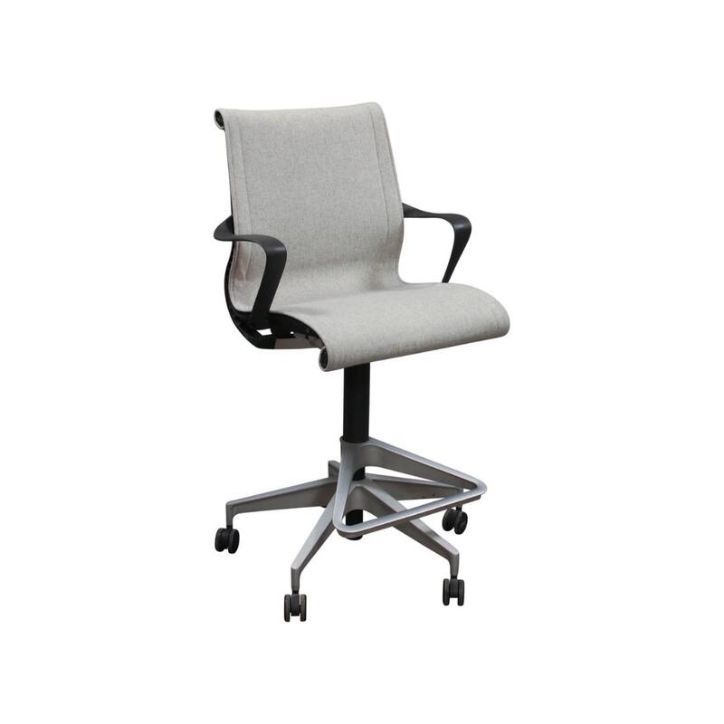 Setu Used Stool w Aluminum Base, Light Gray - Thumbnail 2