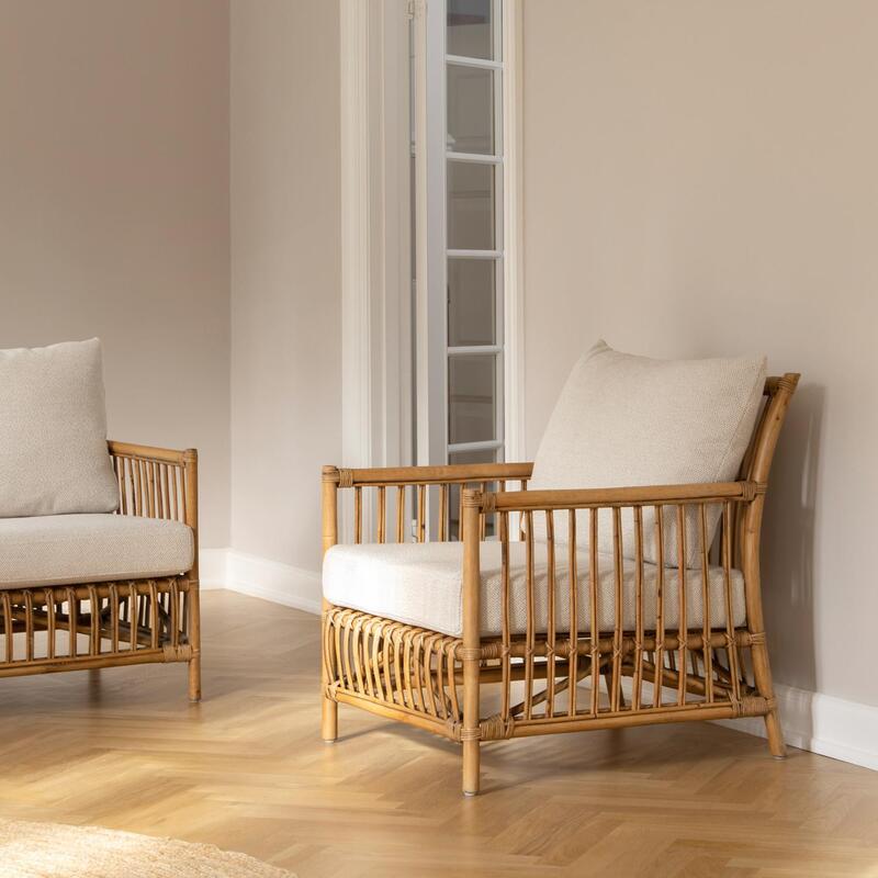 Caroline Lounge Chair w/Seat and Back Cushions - Thumbnail 2