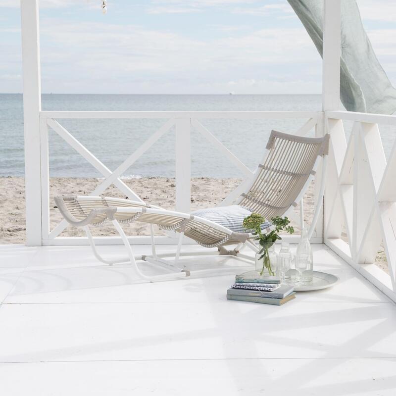 Michelangelo Daybed Exterior - Thumbnail 2