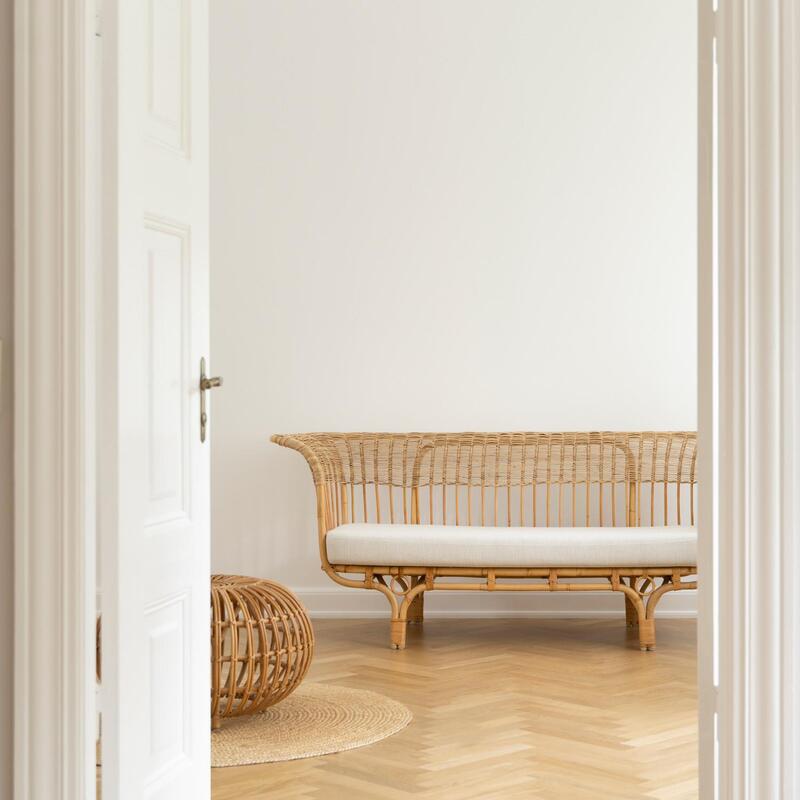 Belladonna Sofa w/Cushion - Thumbnail 2