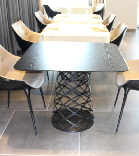 'Aoyama' Square Table - Thumbnail 2
