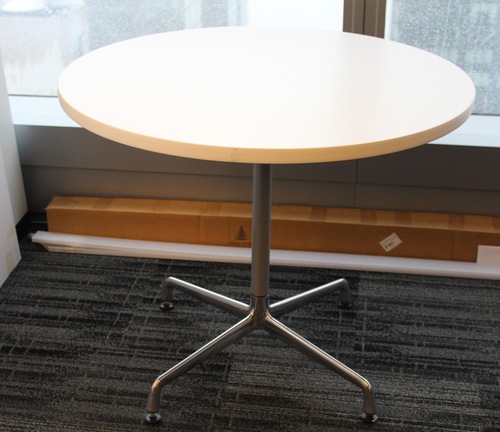 Round 'Eames' Table (TM1) - Thumbnail 2