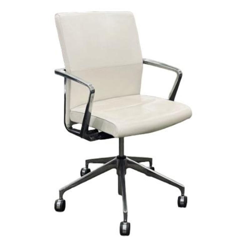 Stylex Sava Conference Chair (White/Chrome) - Image 1