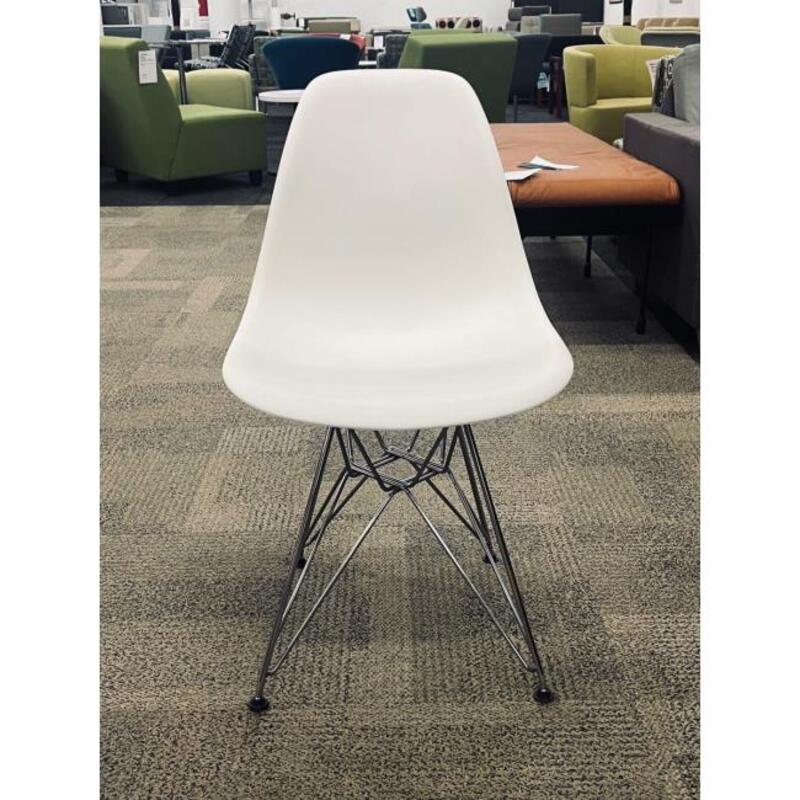 Herman Miller Eames Molded Plastic Side Chair (White/Chrome) - Thumbnail 3