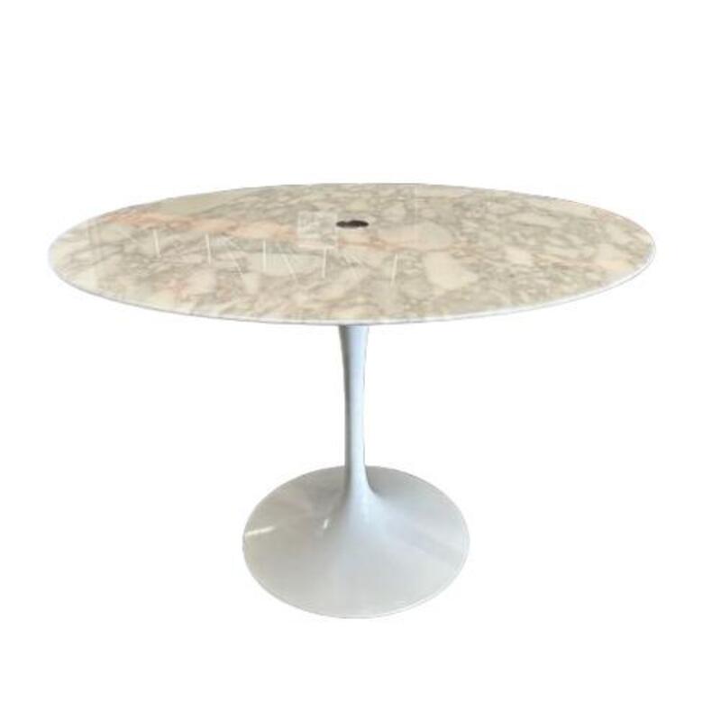 Knoll Saarinen Dining Table 42" Round - Image 1