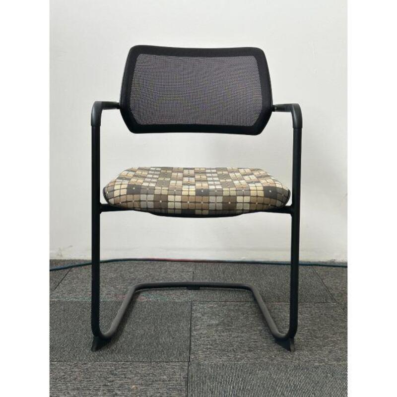 Steelcase Qivi Guest Chair (Multi Pattern/Black) - Thumbnail 3