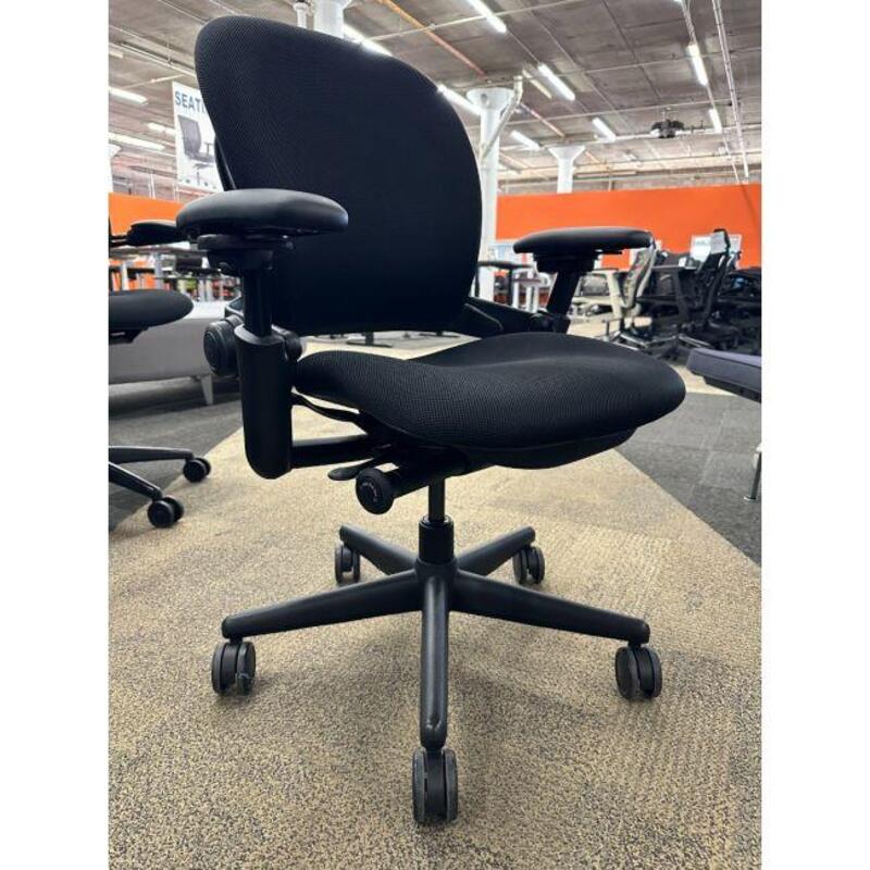ReNewed Steelcase Leap V1 Task Chair (Black Frame) - Thumbnail 2