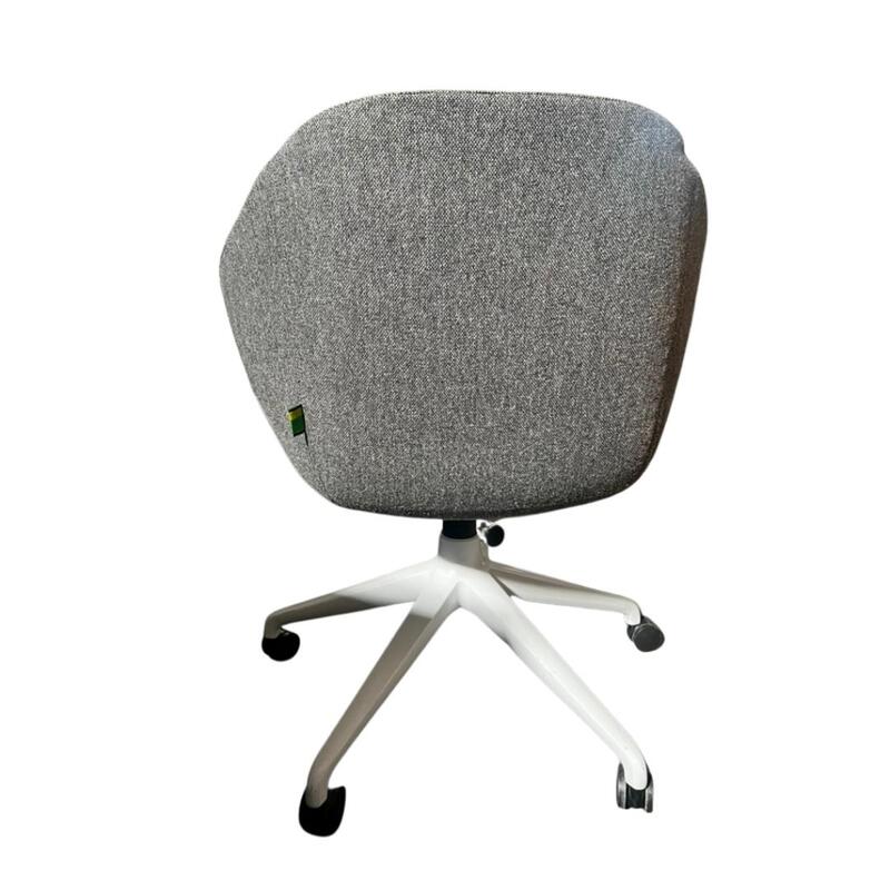 Mobile Conference Chair - Thumbnail 2
