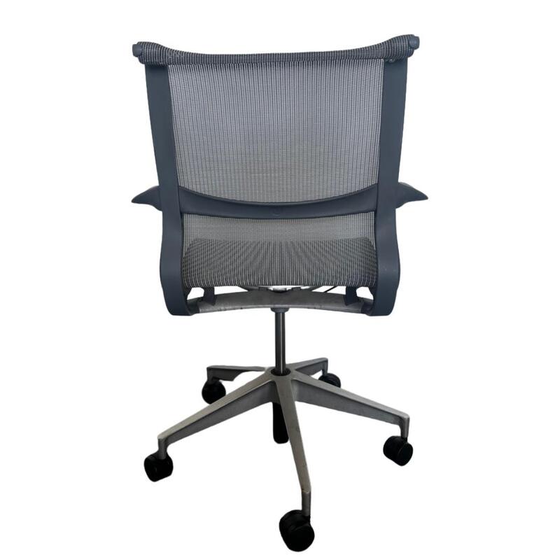 Setu Mesh Chair - Thumbnail 3
