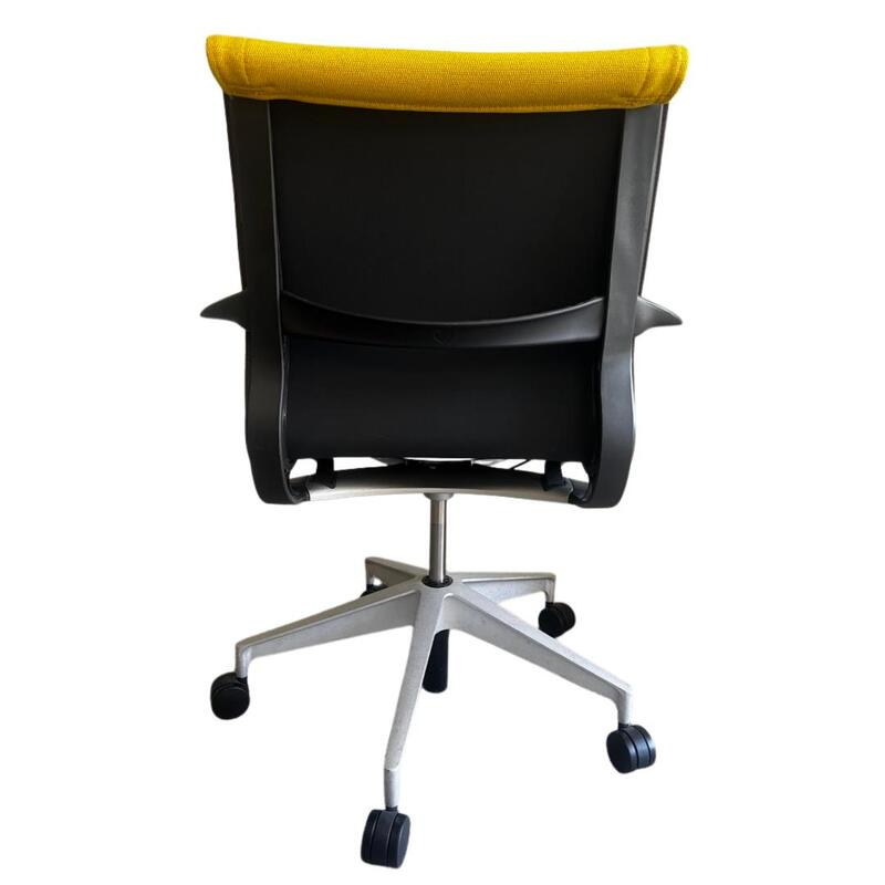 Setu Felt Chair - Thumbnail 3