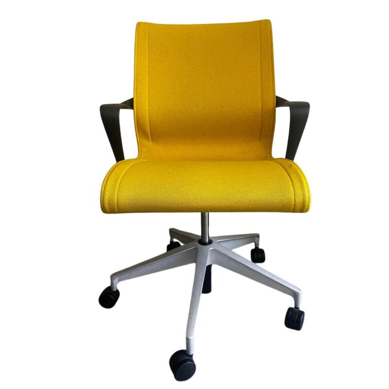 Setu Felt Chair - Thumbnail 2