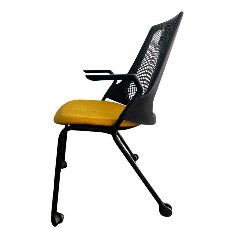 Sayl Armchair - Thumbnail 4