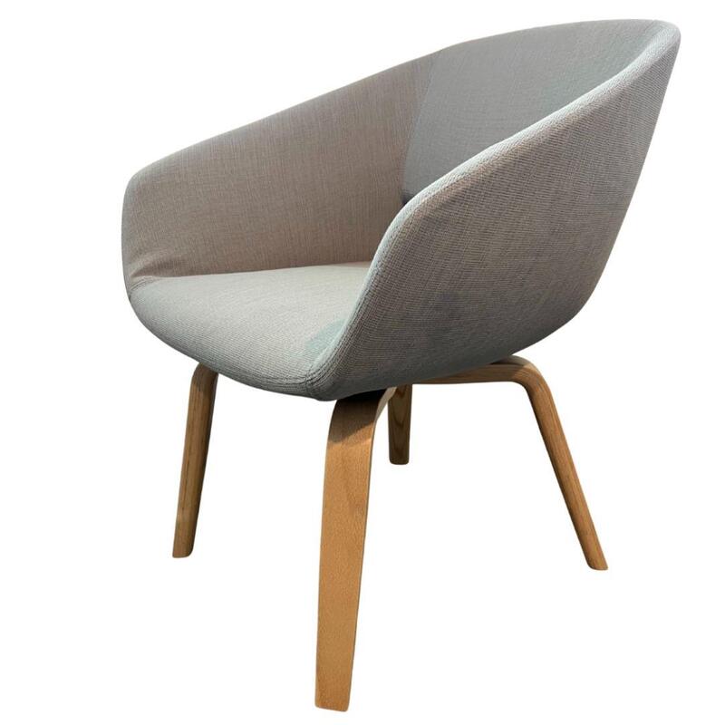 Guest Chairs - Thumbnail 2