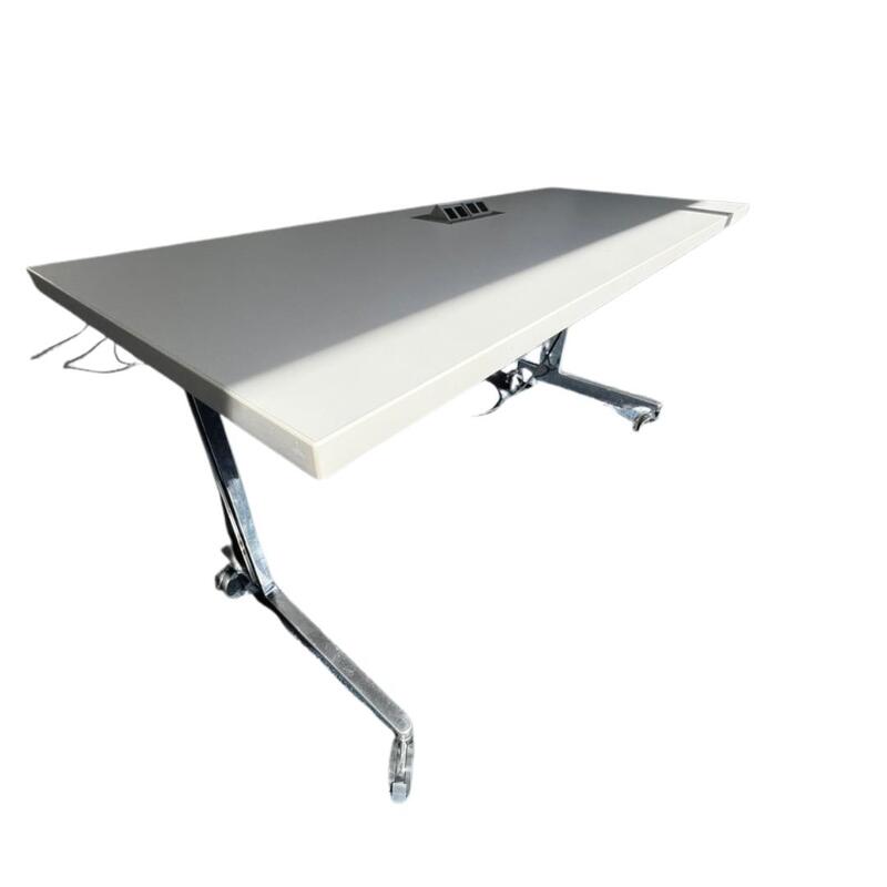 Mobile Training Table - Image 1