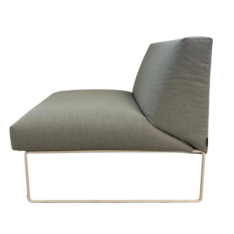 Raglan Lounge Chair - Thumbnail 3