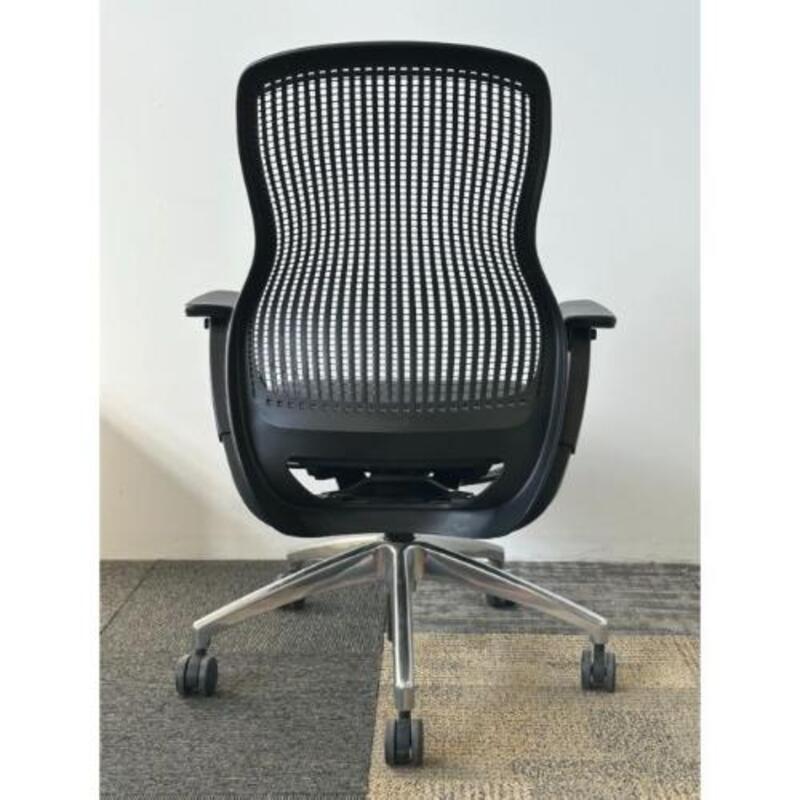 Pre-Owned Knoll Regeneration Chair (Black/Storm/Chrome) - Thumbnail 4