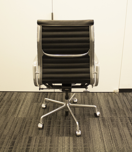 Eames Aluminum Group Executive Leather, Chair - Thumbnail 4