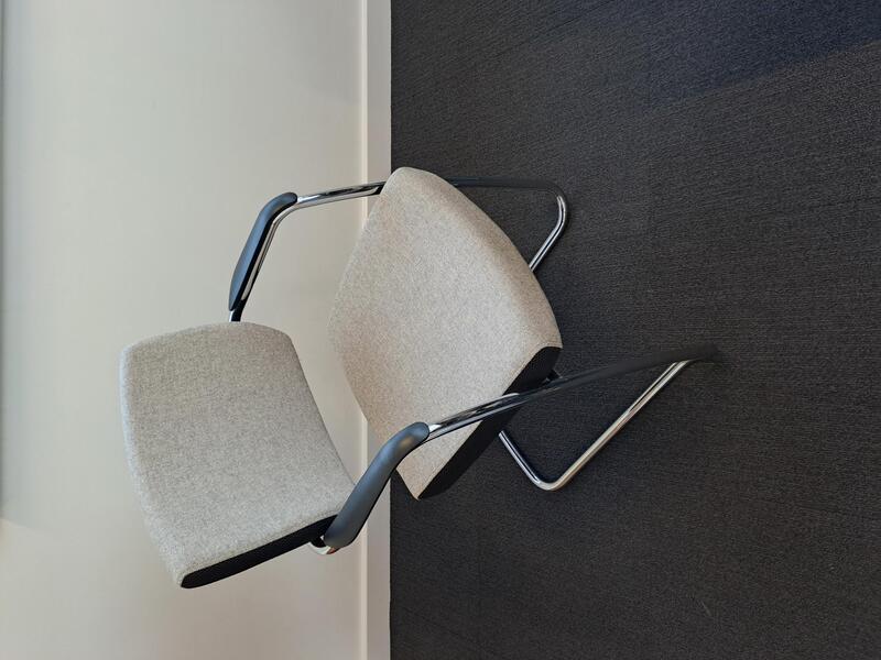 Meeting chair  - Image 1