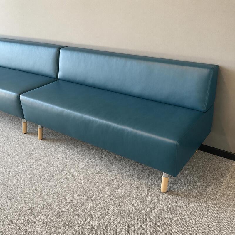 Vinyl Bench - Thumbnail 2
