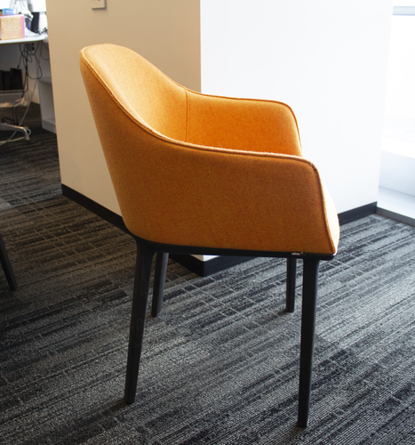 Vitra Softshell Chair w/ Four-Legged Base - Thumbnail 3