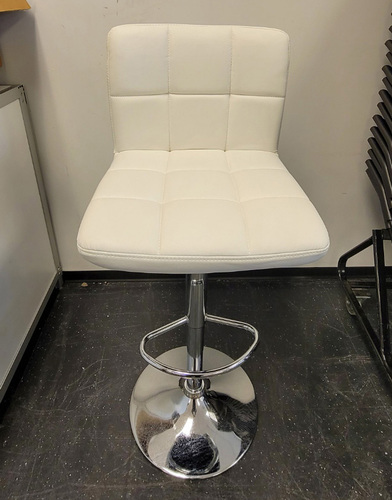 'Bellatier' Height-Adjustable Stool - Thumbnail 2
