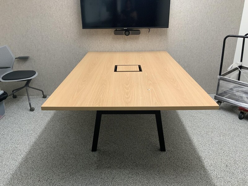 6'6" Conference Table - Image 1