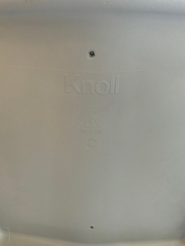 Knoll Stool - Thumbnail 4