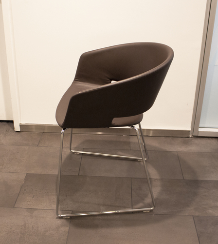 'Ronda' Sled Base Chair - Thumbnail 3