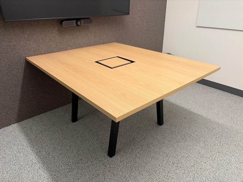 5' Conference Table - Image 1