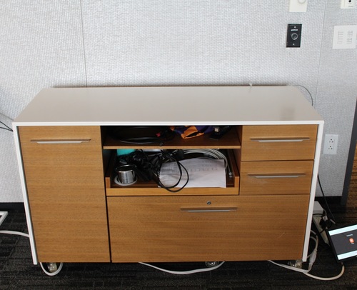 Media Credenza - Thumbnail 2
