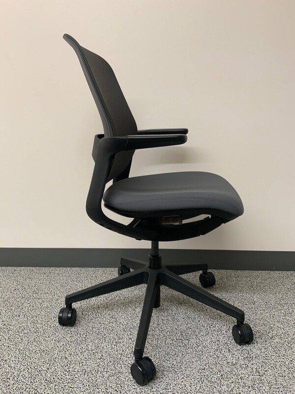 Personaility Plus Conference Chair - Thumbnail 2