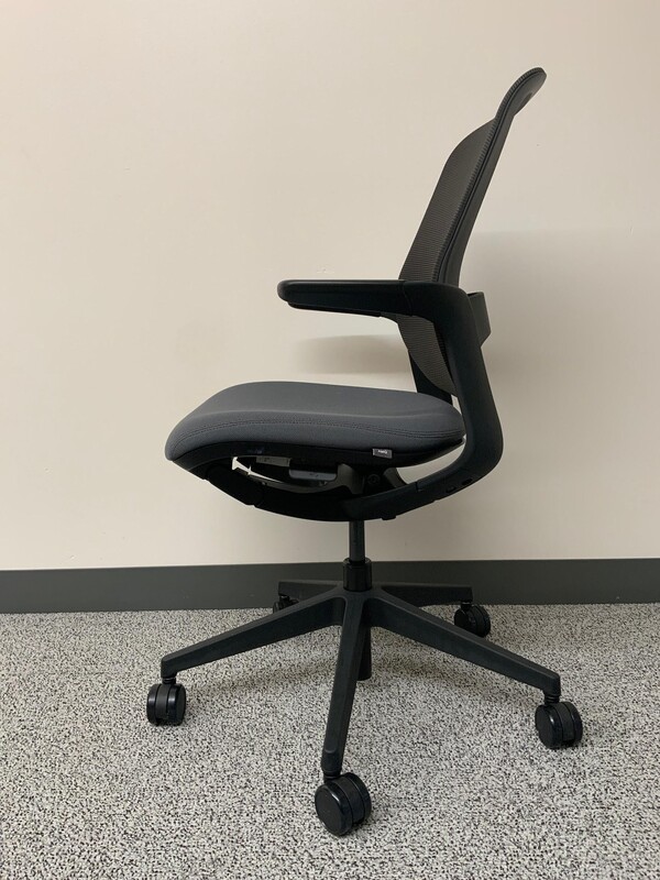 Personaility Plus Conference Chair - Thumbnail 4