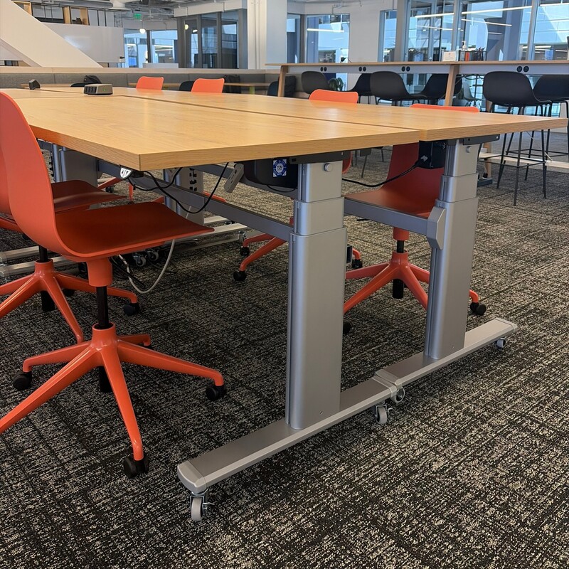 Series 5 3-Stage Height-Adjustable Desks - Thumbnail 2