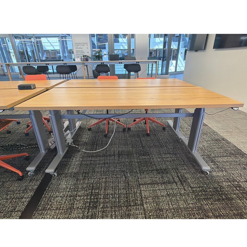 Series 5 3-Stage Height-Adjustable Desks - Image 1