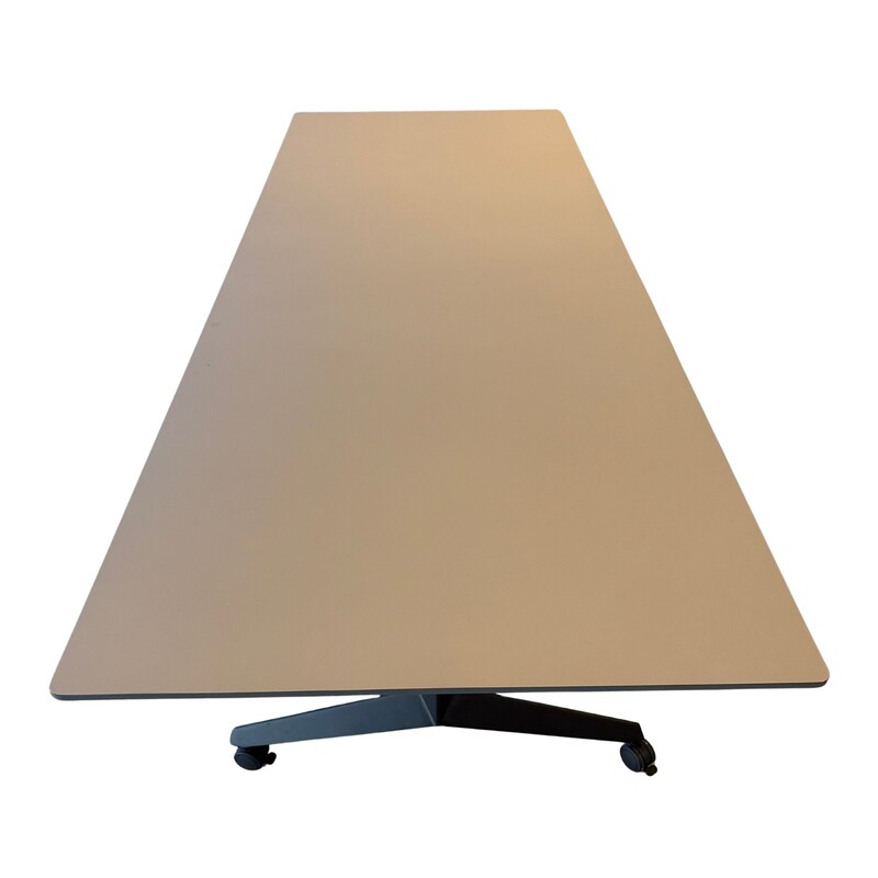 Mobile Table - Thumbnail 2