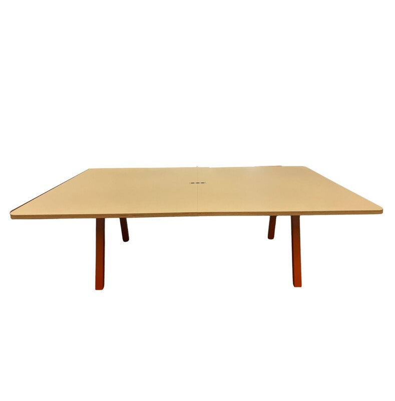 8' Collaboration Table - Image 1
