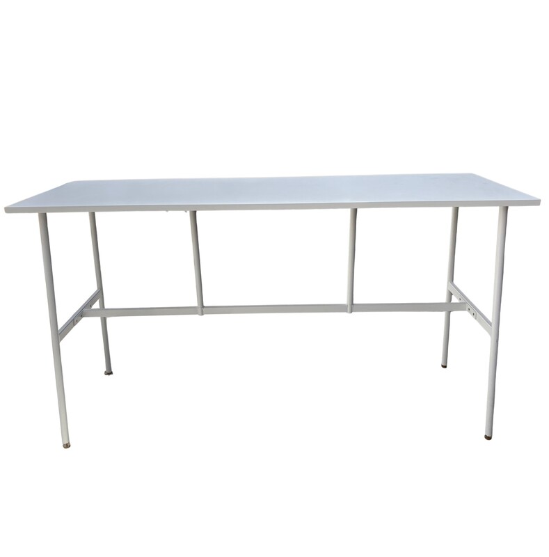 Bar-Height Table - Thumbnail 2