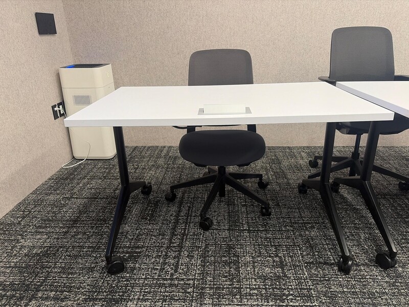 Mobile Training Table - Image 1