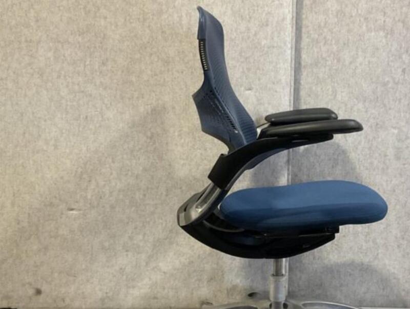 Generation Chair - Thumbnail 3