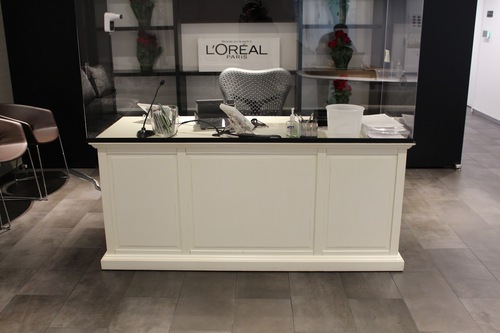 Traditional Desk - Thumbnail 2