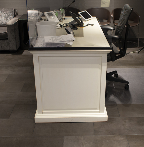 Traditional Desk - Thumbnail 4