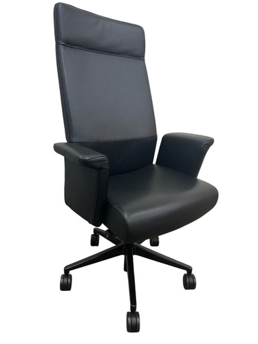 Steelcase Siento Chair (Black/Black) - Image 1