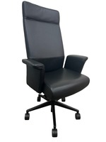 Steelcase Siento Chair (Black/Black)