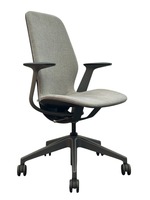 Steelcase SiLQ Conference Chair (Grey)