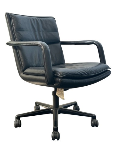 Keilhauer Elite Leather Conference Chair (Black Leather/Black) - Image 1