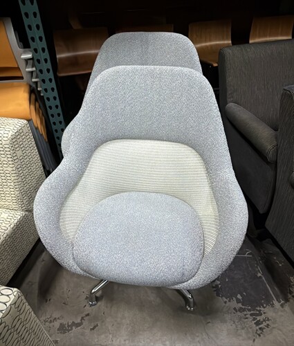 Steelcase SW_1 Low-back Collaborative Lounge Chair (Light Grey/Chrome) - Image 1