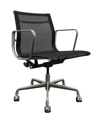 Herman Miller Aluminum Group Chair (Black/Chrome) - Image 1